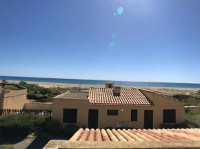 Maison T2 face mer avec parking privé, 4 couchages - FR-1-81-48